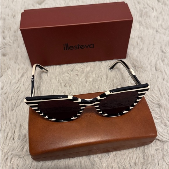 Illesteva Isabella Black + White Striped Cat Eyes Sunglasses - Candy Stripe main image 8